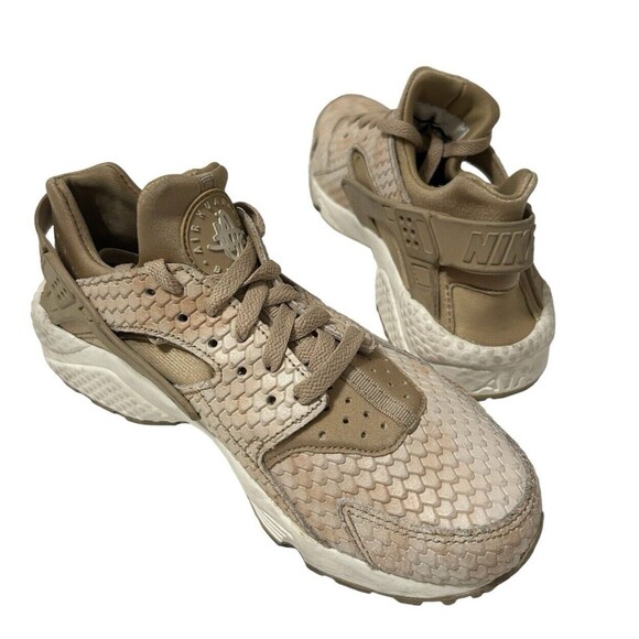 Nike Air Huarache Snakeskin Beige Lace Up Running Sneaker Womens Sz 7 / … - Picture 2 of 11